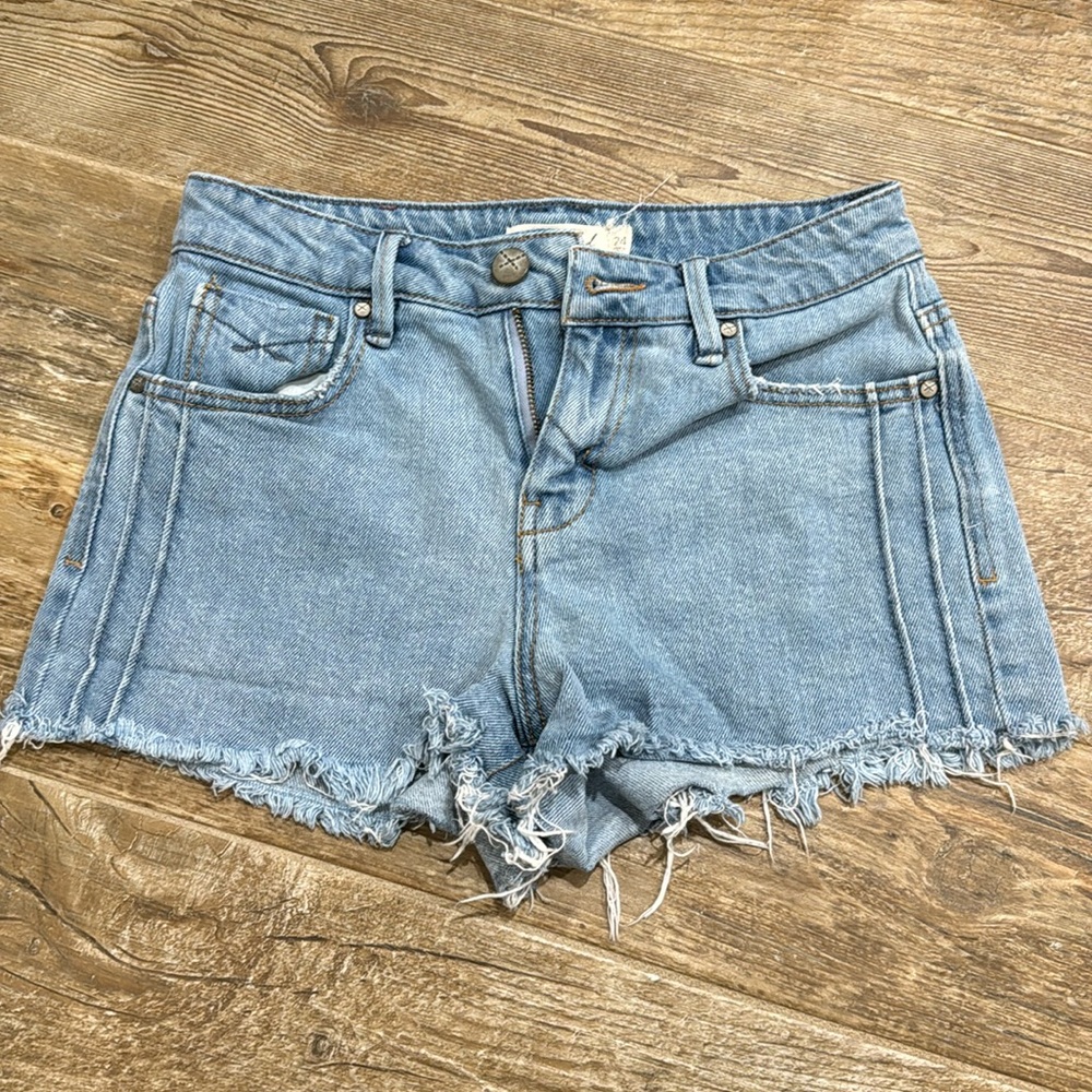 Unpublished denim shorts. Size 24. Light wash.